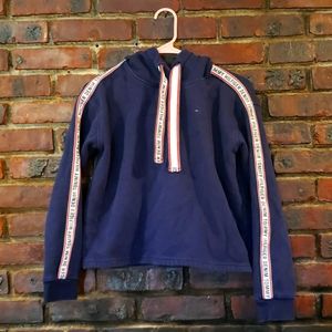 Tommy crop hoodie